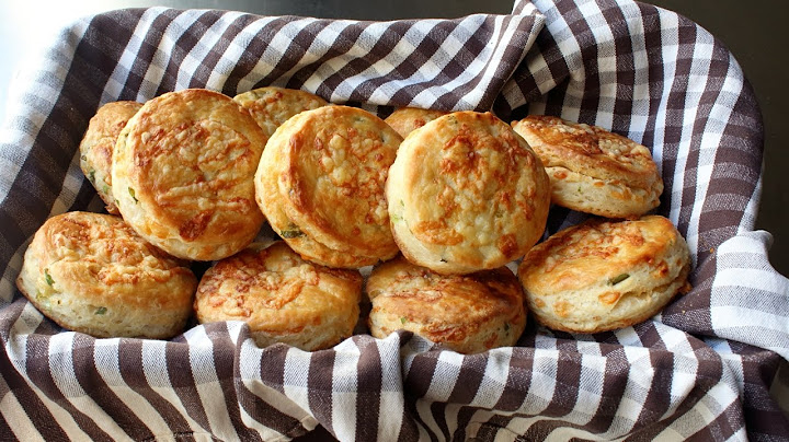 Συνταγή αλμυρών μπισκότων με τυρί Cheddar